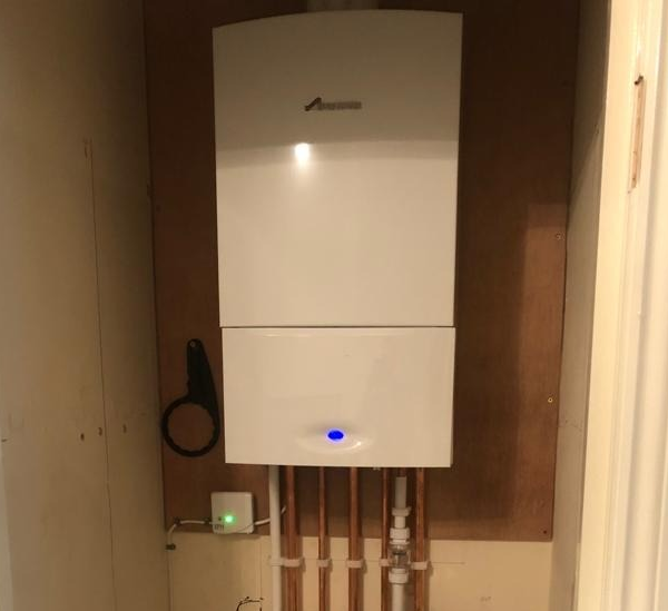 Combi boiler installation
